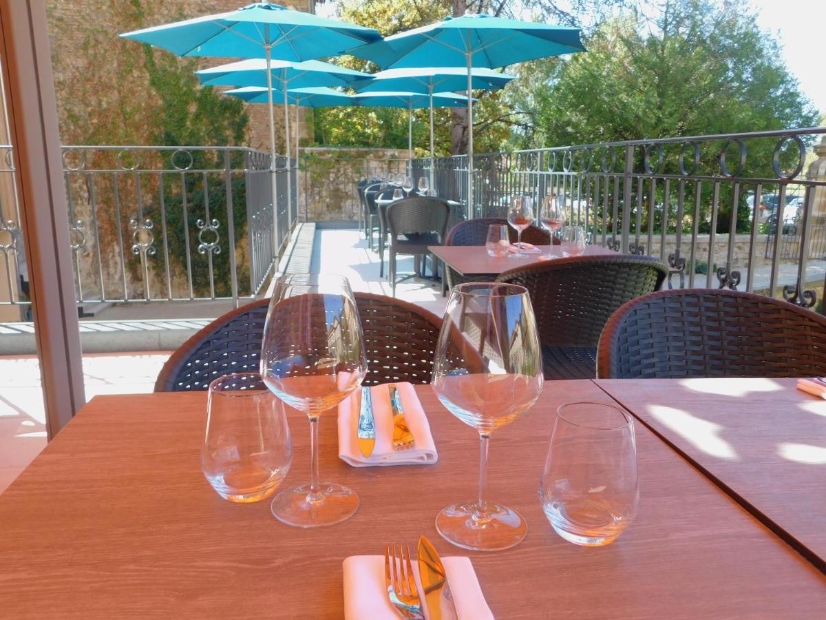 Hotel-Restaurant Des Augustins Сен-Сиприен Экстерьер фото