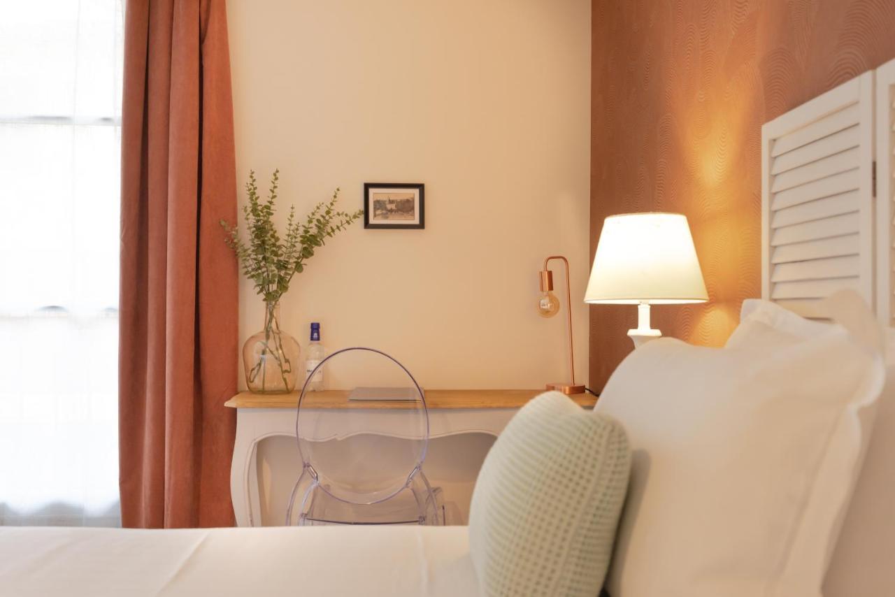 Hotel-Restaurant Des Augustins Сен-Сиприен Экстерьер фото